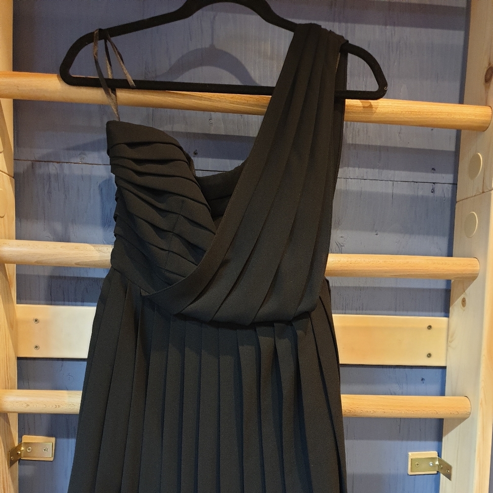 Black one shoulder dress